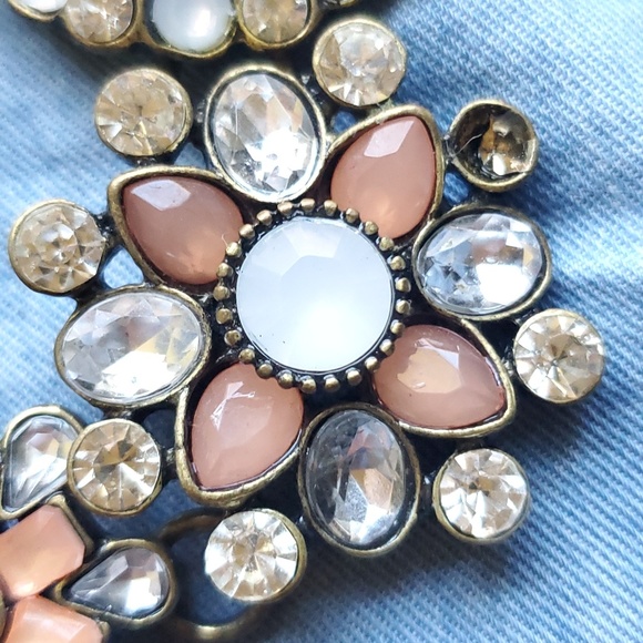 Statement Crystal Necklace - Picture 6 of 7